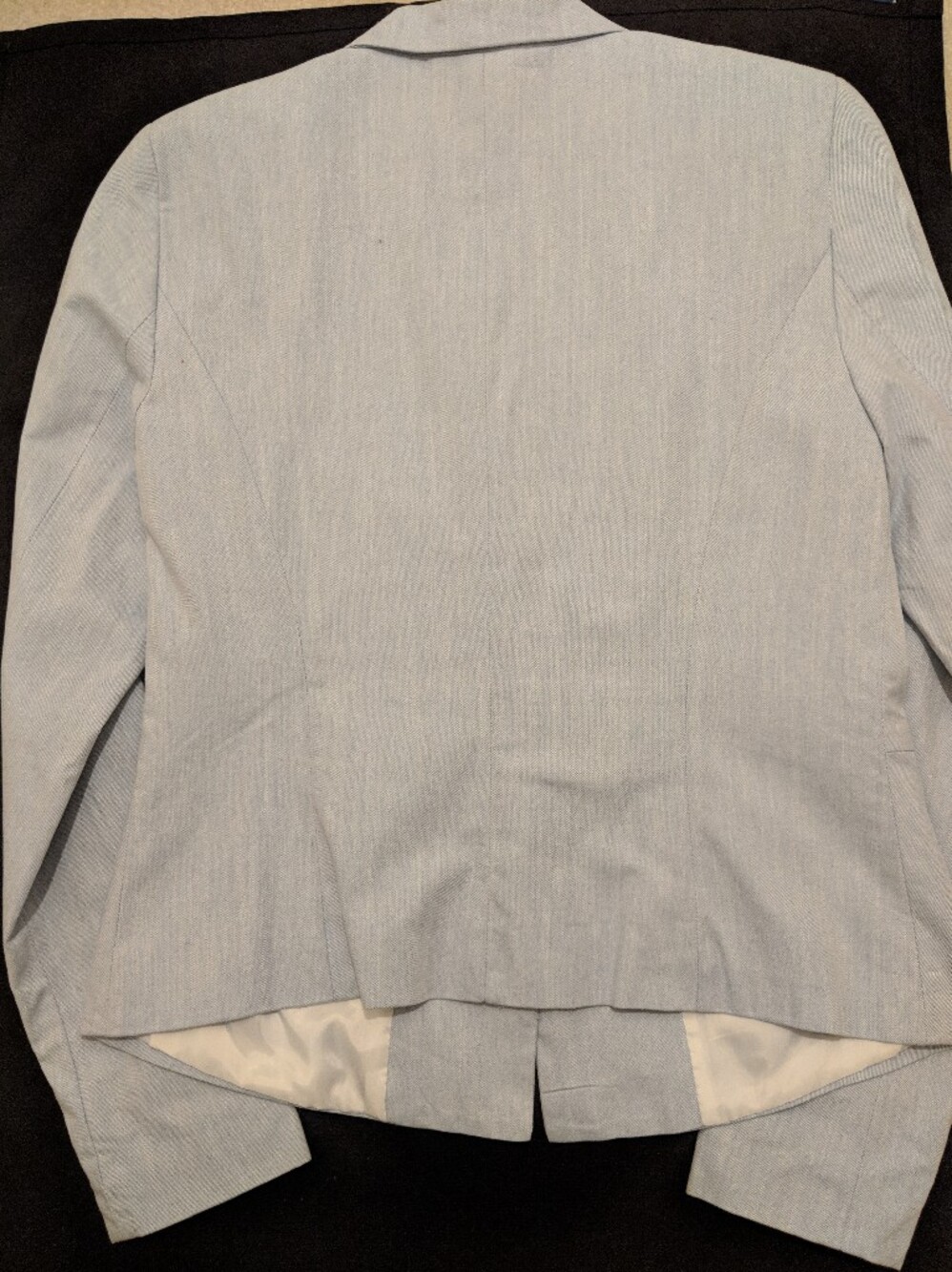 Light Blue Tailored Blazer with Zipper Pockets - Picture 3 of 4